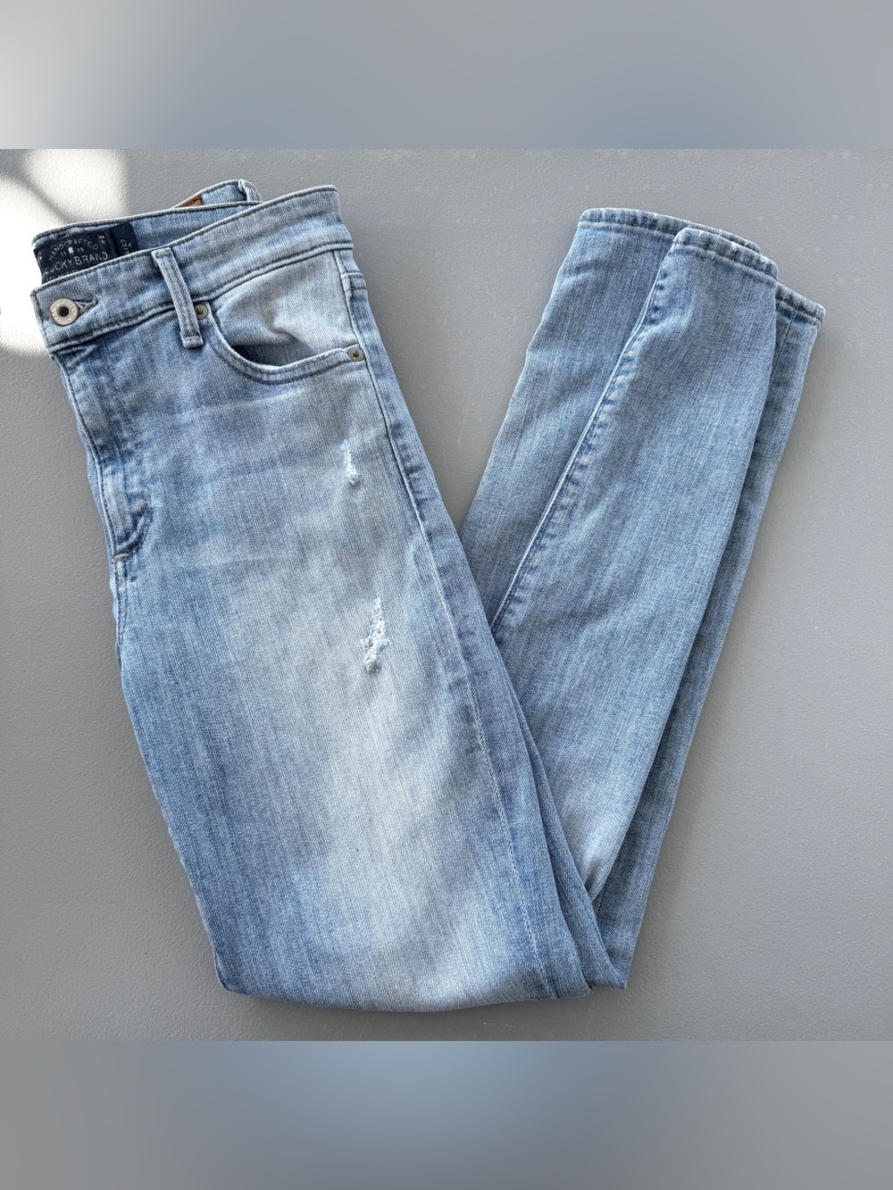 Lucky Brand Bridgette Skinny Jeans Size 4/27 Distressed Light Wash Denim